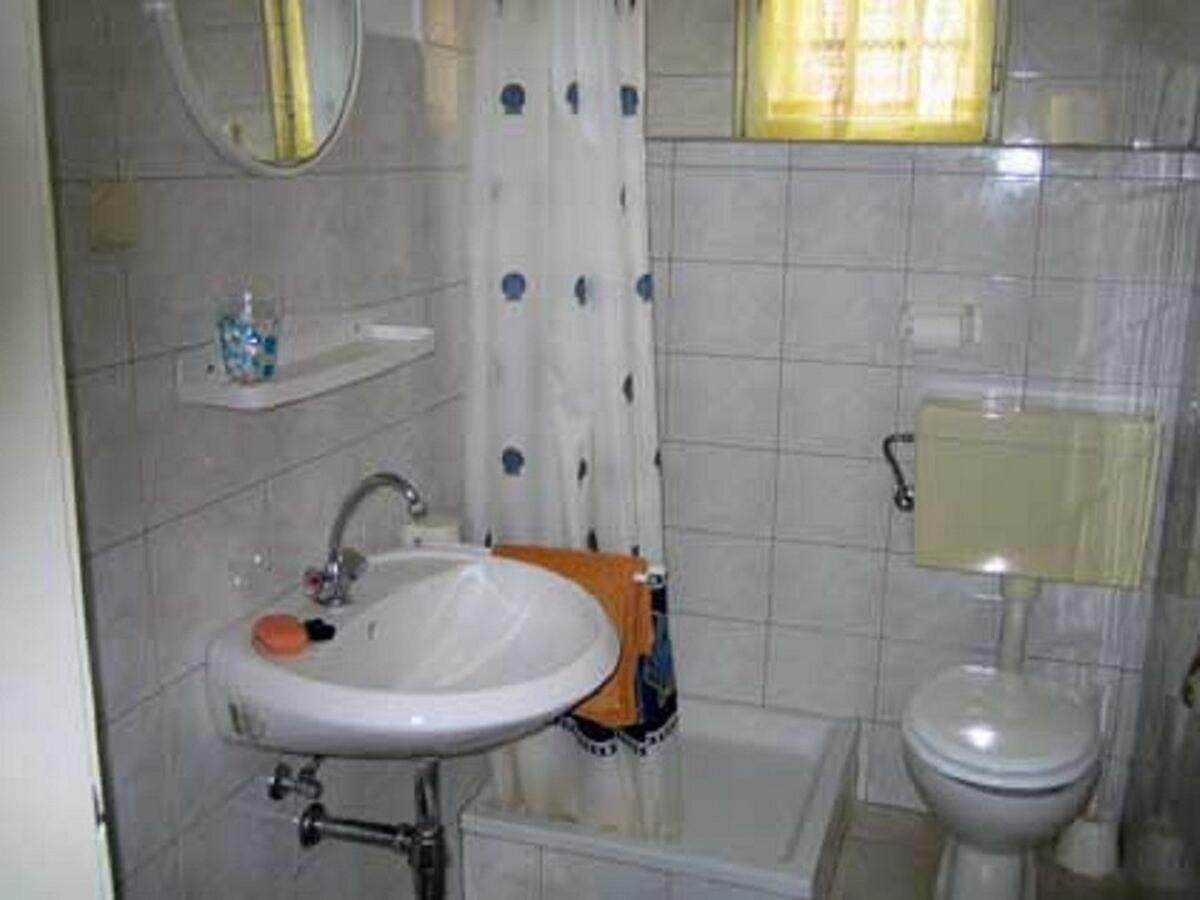Apartments Doria - 20M From Beach Трогир Екстериор снимка